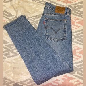 Levi’s Wedgie Fit Women’s Medium Wash Jeans